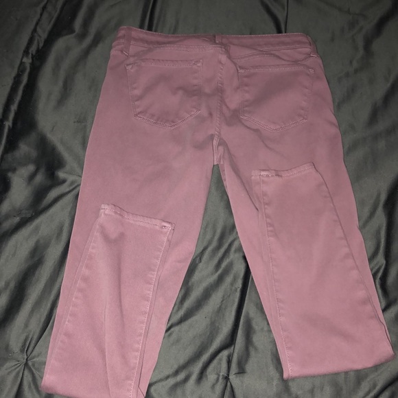 Cute Mauve Colored Jeans - Picture 4 of 4